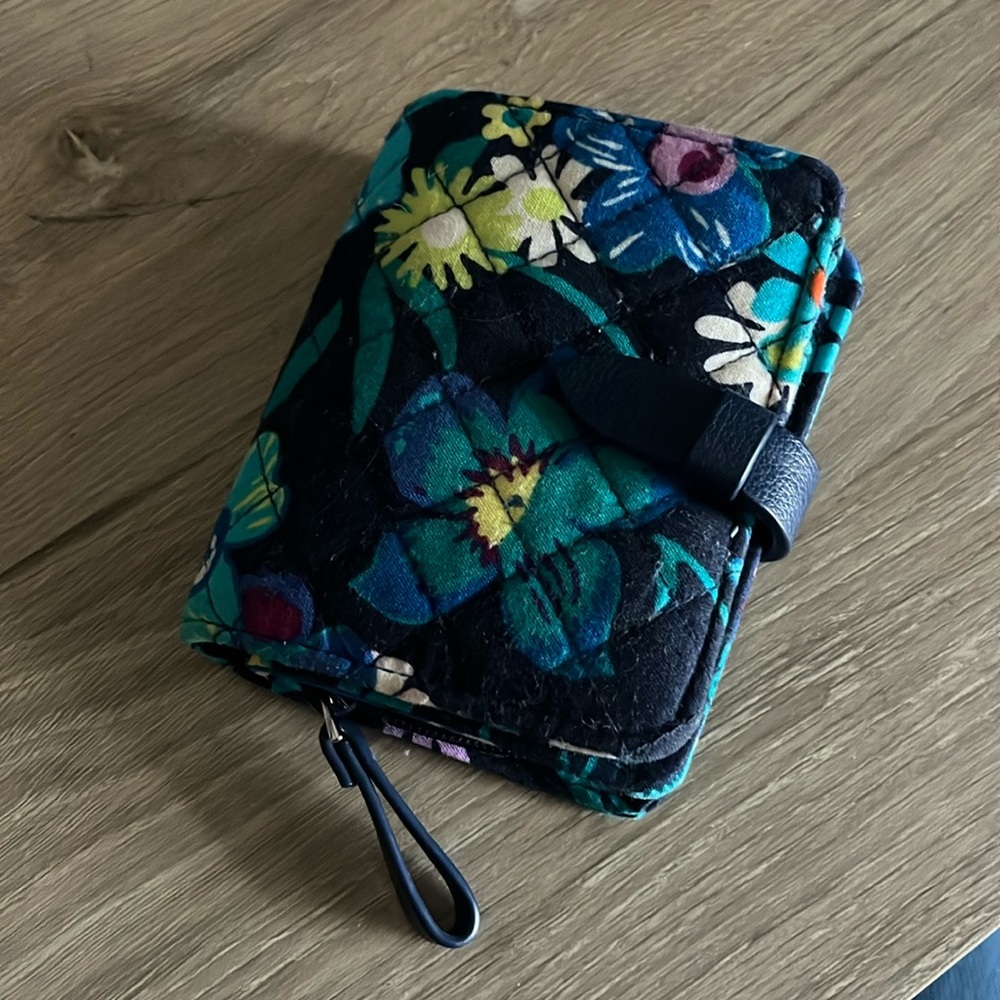 Vera Bradley wallet